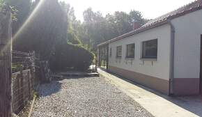 307034