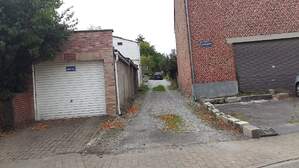 307575