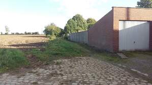 307682