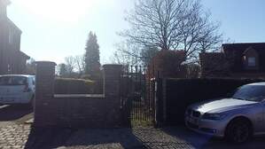 313589