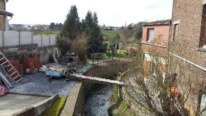 313966