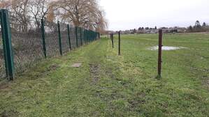 330282