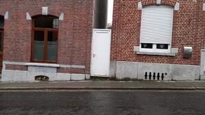 338461