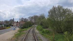 345438