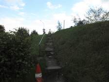 346121