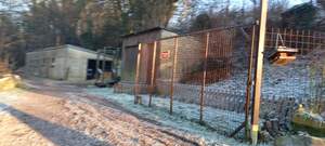 375471