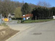 375725