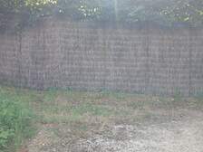 384910
