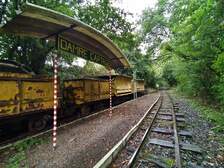 384969