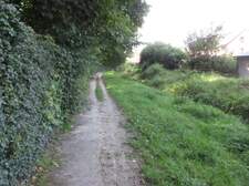 385183