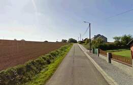 83902